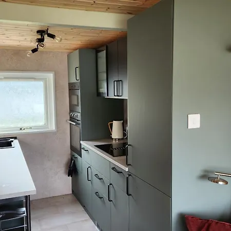 18 Bucklands - Cosy 5-Star Chalet - Starlink Wi-Fi - Coastal Woodland Bucks Mills Exterior photo